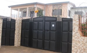 Room, 6 Bedrooms, Smoking, Balcony | Exterior - Ghouse Ideal For Friendsfamily And Corporate (Adenta)