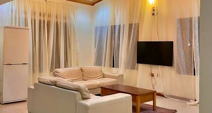 Room-ghouse - Ideal For Friends - Family