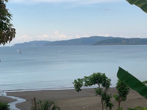 Indigenous Drake Cabins