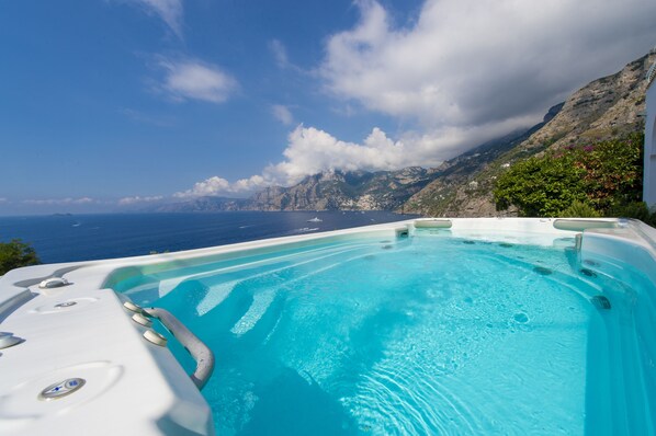 Villa, 4 Schlafzimmer, Raucher, eigener Pool | Pool | Außenpool