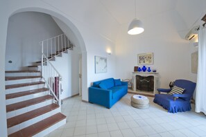 Villa, 4 Schlafzimmer, Raucher, eigener Pool | Innenbereich
