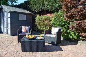 Maison, 4 chambres, patio, vue jardin | Extérieur