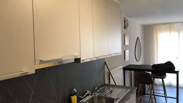 Kondominium, 1 kamar tidur, Boleh Merokok, balkon | Tempat makan