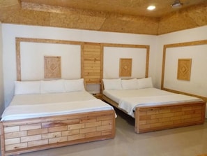 Room, 1 Bedroom, Balcony