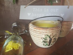 Miscellaneous - Essential Rose Room African Silhouette Country House for Essential Workers (Benoni)