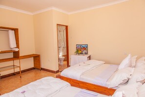 Bathroom - Your Welcome our Furaha Lodge (Arusha)