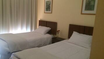 Room, 1 Bedroom, Fireplace | 1 bedroom
