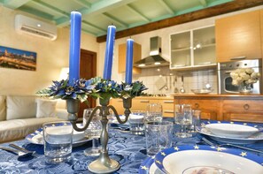 Apartment, 2 Bedrooms, Accessible | Dining - Luna 36 Apartment In Central Florence (Florence)