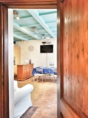 Apartment, 2 Bedrooms, Accessible | Interior - Luna 36 Apartment In Central Florence (Florence)