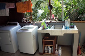 Bungalow, 1 Bedroom, Balcony, Garden View | Bathroom | Hair dryer, shampoo - Enchanting House Overlooking the Primary Forest (Drake Bay)