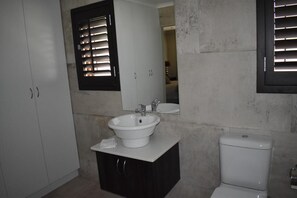 Shower - Soeteweide North Bb Spa (George)