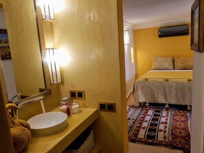 House, 2 Bedrooms, Smoking, Patio | Bathroom | Shampoo - Riad Bilkis Votre Maison à Marrakech (Marrakech)