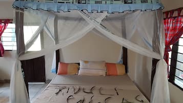 8 Schlafzimmer