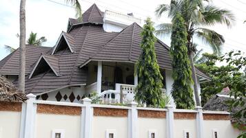 Room, Multiple Bedrooms, Smoking, Private Pool | Exterior