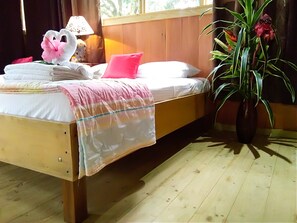 Chambre, 1 chambre, fumeurs, balcon | 1 chambre, Wi-Fi