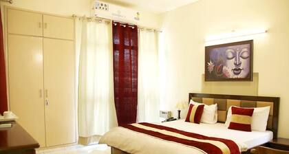 Room in Guest Room - Maplewood Guest House, Neeti Bagh, New Delhiit is a Boutiqu Guest House