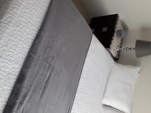 Ferienhaus, 2 Schlafzimmer, barrierefrei, Raucher | 2 Schlafzimmer, Bettwäsche