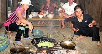 Sapa Homestay Trekking Tour For Backpackers