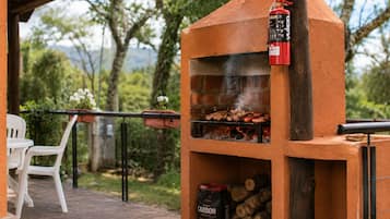 Cabin, 1 Bedroom, Smoking, Balcony | BBQ/picnic area