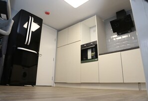 Room, 1 Bedroom | Interior