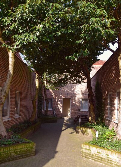 Room in Apartment - Condo Gardens Leuven - Budget Studio Twin