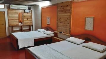 Room, 1 Bedroom, Balcony | 1 bedroom