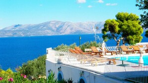 Outdoor pool - Villa Agnanti-private For 30 Persons With Pool (Marathon)