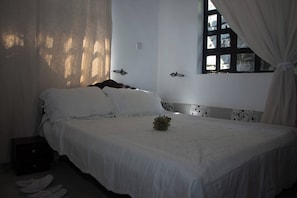 Bungalow, 2 Schlafzimmer, barrierefrei, Balkon | 2 Schlafzimmer, Bettwäsche