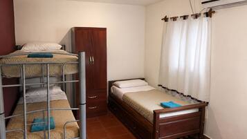 Cabin, 1 Bedroom, Smoking, Balcony | 1 bedroom, free WiFi