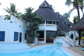 Exterior - Room-a Wonderful Beach Property in Diani (Mombasa)