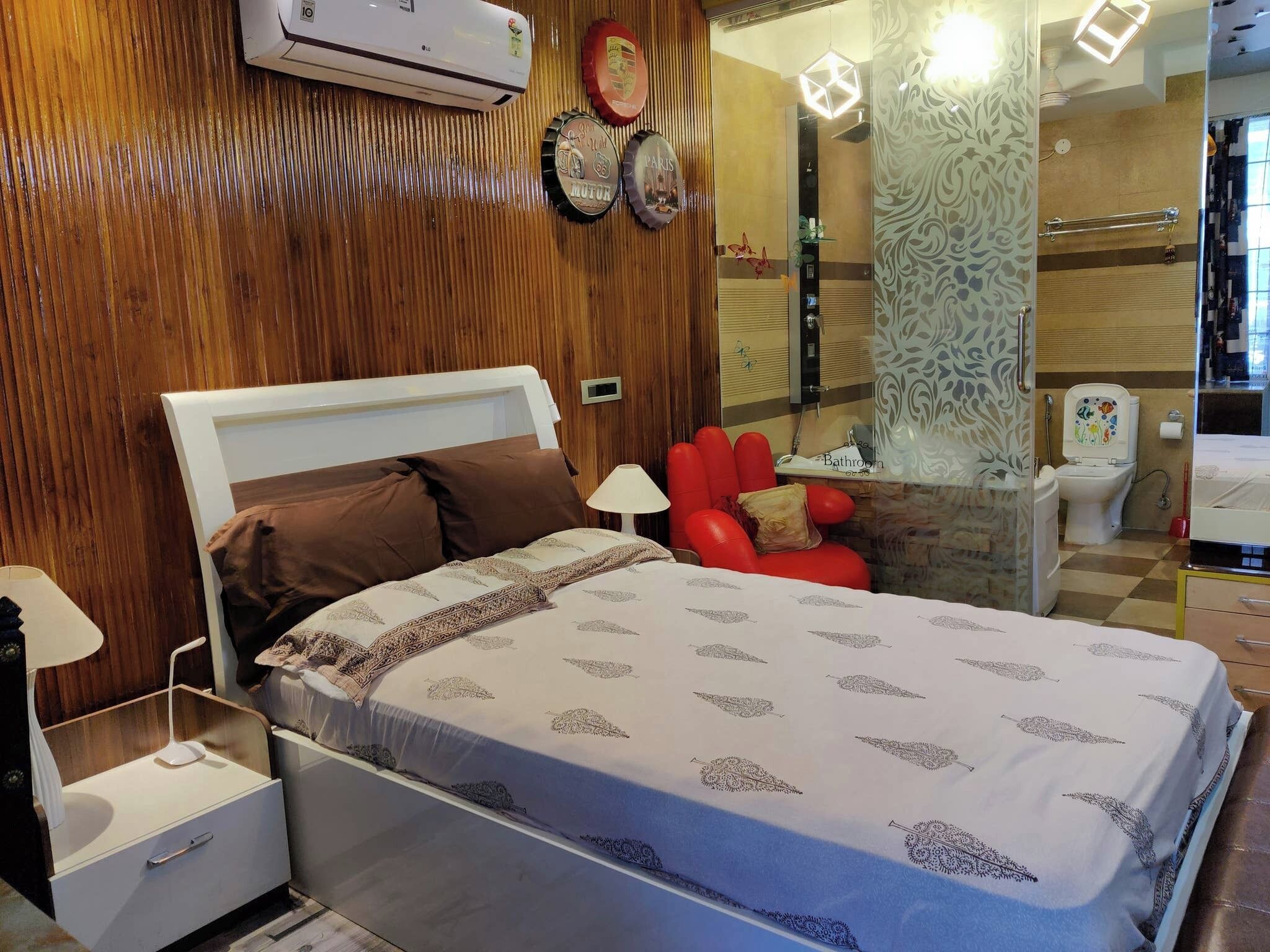 Room, 1 Bedroom, Smoking, Balcony | 1 bedroom