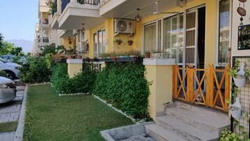 Room, 1 Bedroom, Smoking, Balcony | Exterior