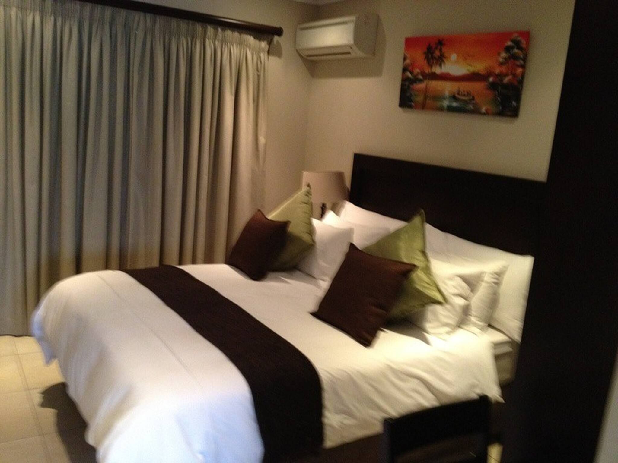 1 bedroom, iron/ironing board, bed sheets