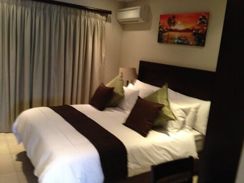 Fairview Bed And Breakfast - Double Bedroom 2