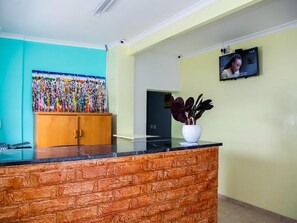 Room, 1 Bedroom, Terrace, Mountain View | Lobby - Room in Guest Room - Relaxing Guest House in the Heart of Ndabeni (Cape Town)