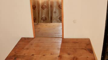 Room, 1 Bedroom, Smoking, Private Pool | Interior