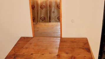 Zimmer, 1 Schlafzimmer, Raucher, eigener Pool | Innenbereich