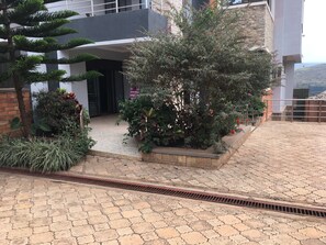 Shared Dormitory, 1 Bedroom, Balcony | Garden