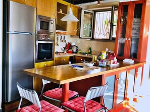 House, 2 Bedrooms, Smoking, Patio | Interior