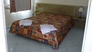 Room - Panoramic Sea View Cottage-apartment With Sun Terrace And Beach (Trinità d'Agultu e Vignola)