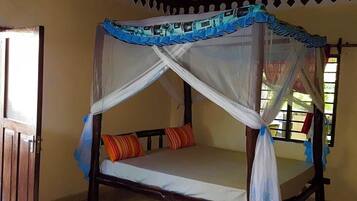 Room, 1 Bedroom, Smoking, Private Pool | 1 bedroom