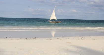 Room in Villa - A Wonderful Beach Property in Diani Beach Kenya, Dream Holiday Place