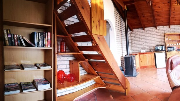 Interior - Room in Guest Room - Home Away From Home With Friendly Hosts (Cape Town)