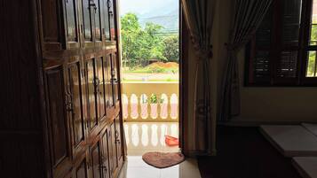 Shared Dormitory, 2 Bedrooms, Accessible, Smoking | Interior