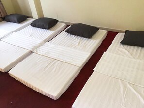 共同ドミトリー 2 ベッドルーム バリアフリー 喫煙可 | 2 室のベッドルーム