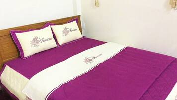 Shared Dormitory, 2 Bedrooms, Accessible, Smoking | 2 bedrooms