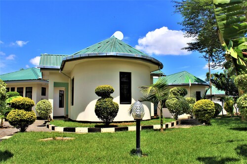 Amazing Arusha Furaha Lodge