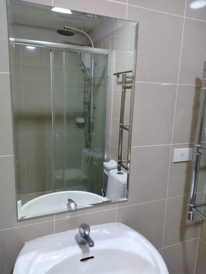Bathroom - Your Simple Abode With Luxury Touch (Quezon City)