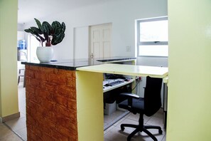 Chambre, 1 chambre, terrasse, vue sur la montagne | Intérieur