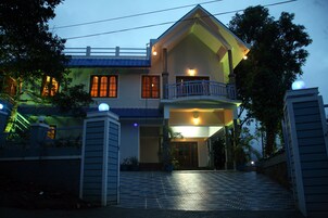 Room, 1 Bedroom, Smoking, Balcony | Exterior